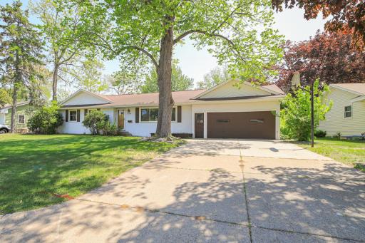 7124 Kyle Avenue N, Minneapolis, MN 55429