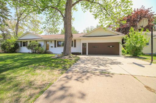 7124 Kyle Avenue N, Minneapolis, MN 55429