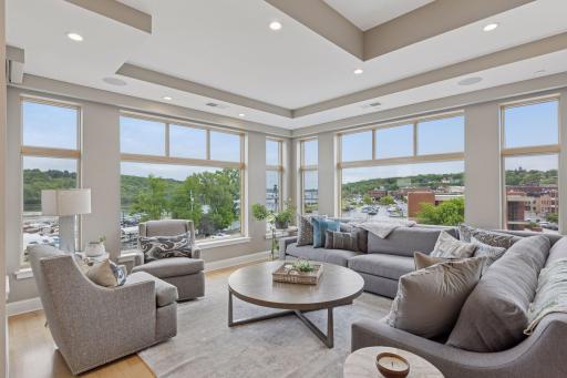 501 Main Street N, 404, Stillwater, MN 55082