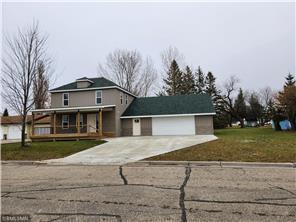 201 Wisconsin Avenue, Lancaster, MN 56735