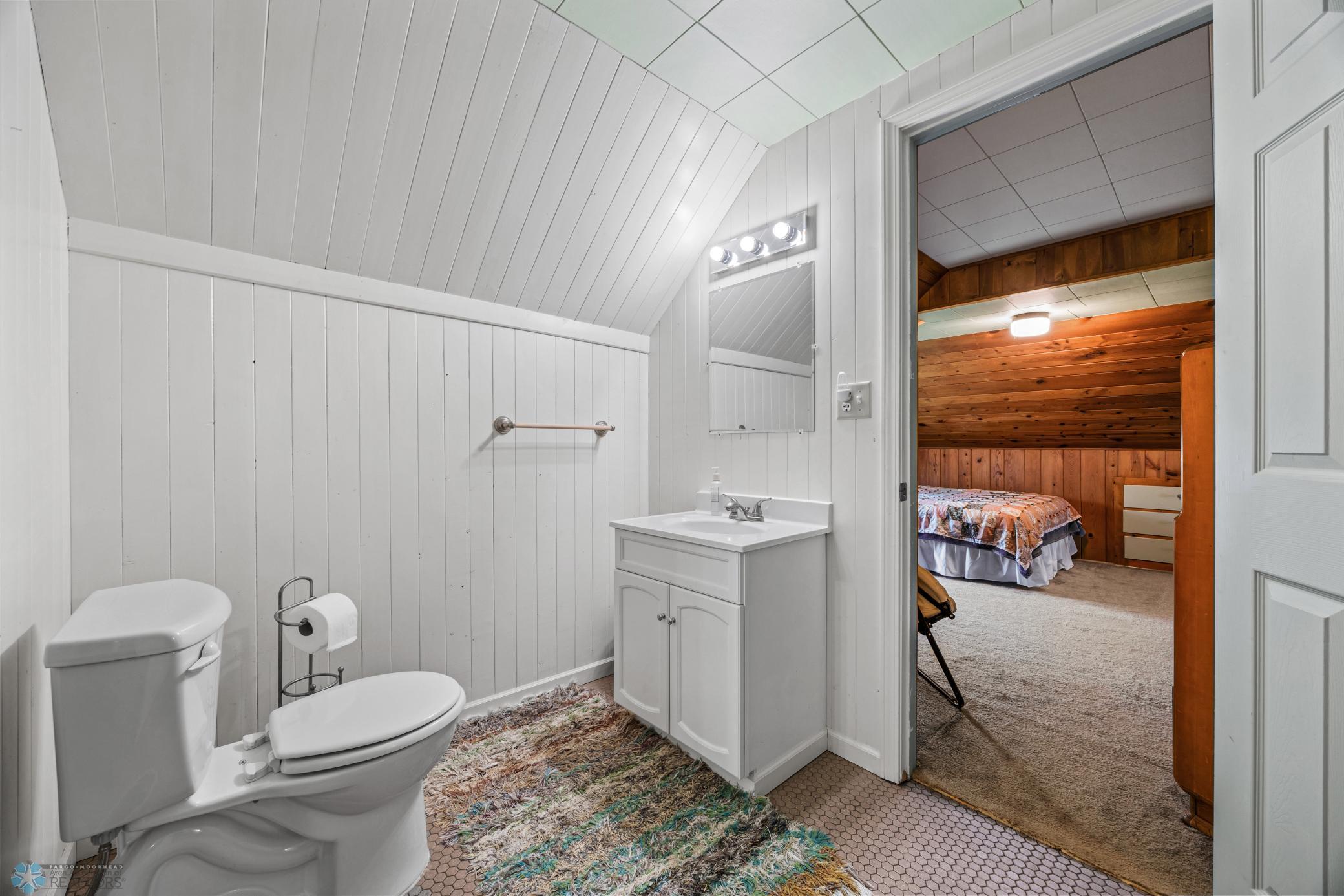 1/2 bath in loft