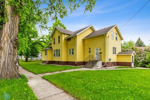 1101 4th Avenue S, Fargo, ND 58103