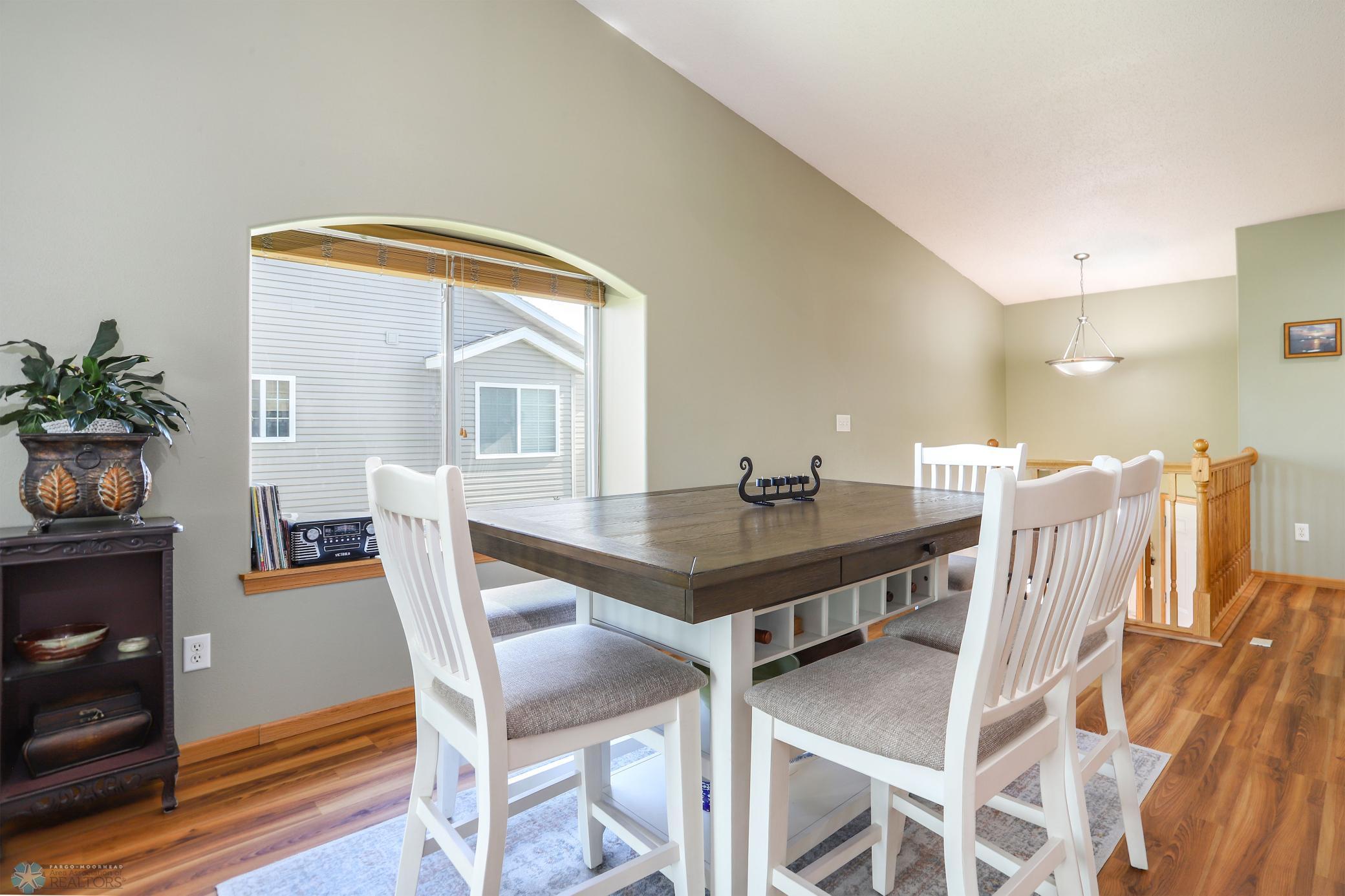 Dining Room (view 2)