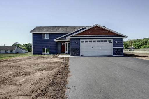 402 Norway Court, Staples, MN 56479