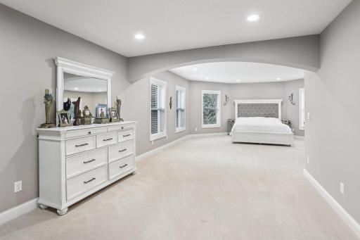 400 Sycamore Lane N, Plymouth, MN 55441