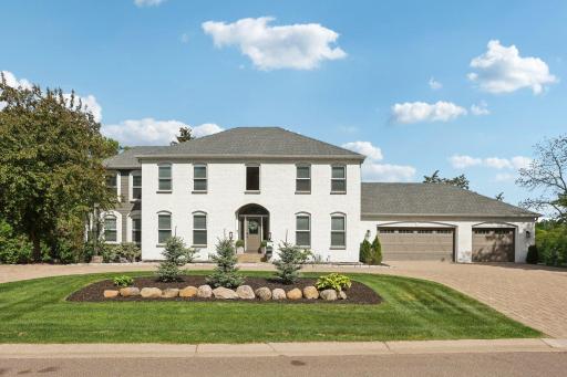 400 Sycamore Lane N, Plymouth, MN 55441
