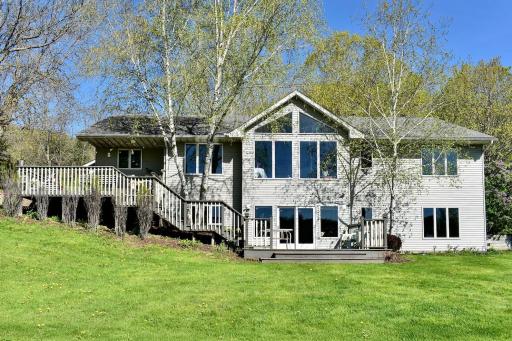 17360 Perkins Valley Drive, Houston, MN 55943