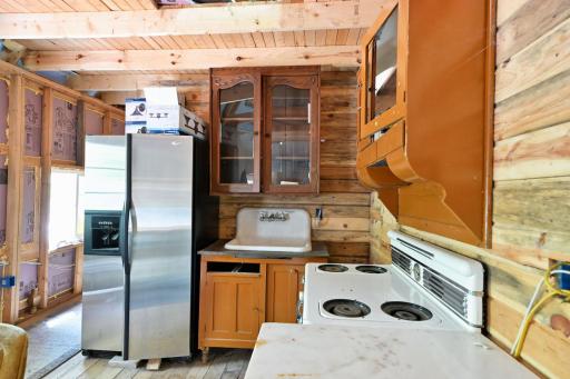 7370 Poplar Street E, Webster, WI 54893