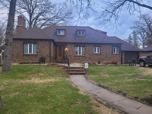 340 Kendall Avenue N, Thief River Falls, MN 56701