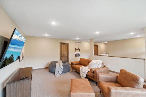 18565 Revere Avenue, Prior Lake, MN 55372