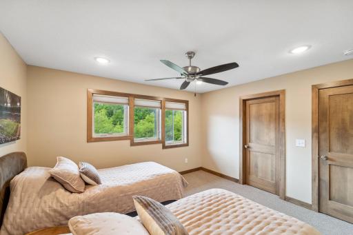 18565 Revere Avenue, Prior Lake, MN 55372