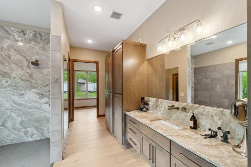 18565 Revere Avenue, Prior Lake, MN 55372
