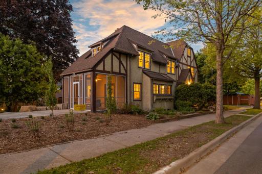 2901 Vincent Avenue N, Minneapolis, MN 55411