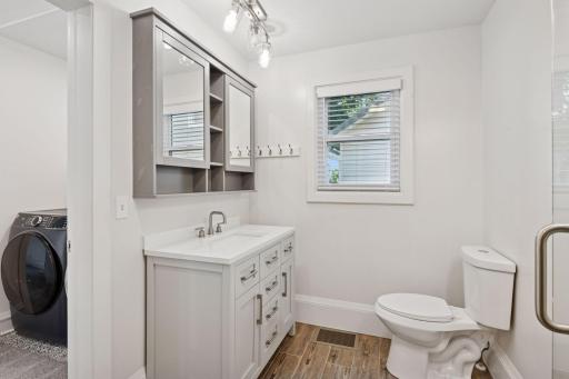 17 15th Avenue N, Hopkins, MN 55343