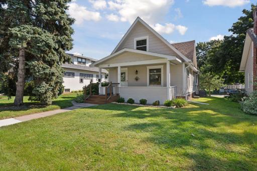 17 15th Avenue N, Hopkins, MN 55343