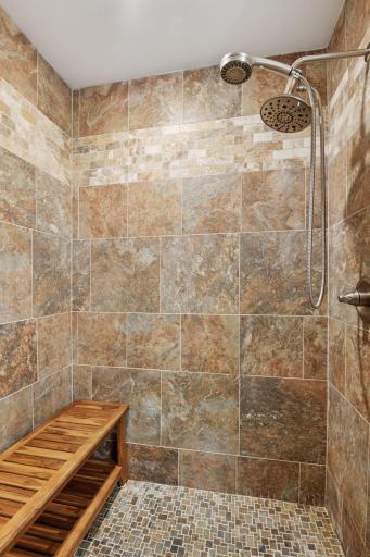 17 15th Avenue N, Hopkins, MN 55343