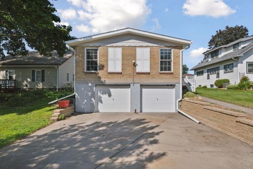 17 15th Avenue N, Hopkins, MN 55343