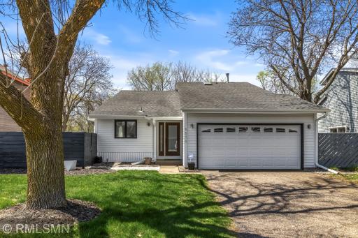 5535 Knoll Drive, Saint Paul, MN 55126
