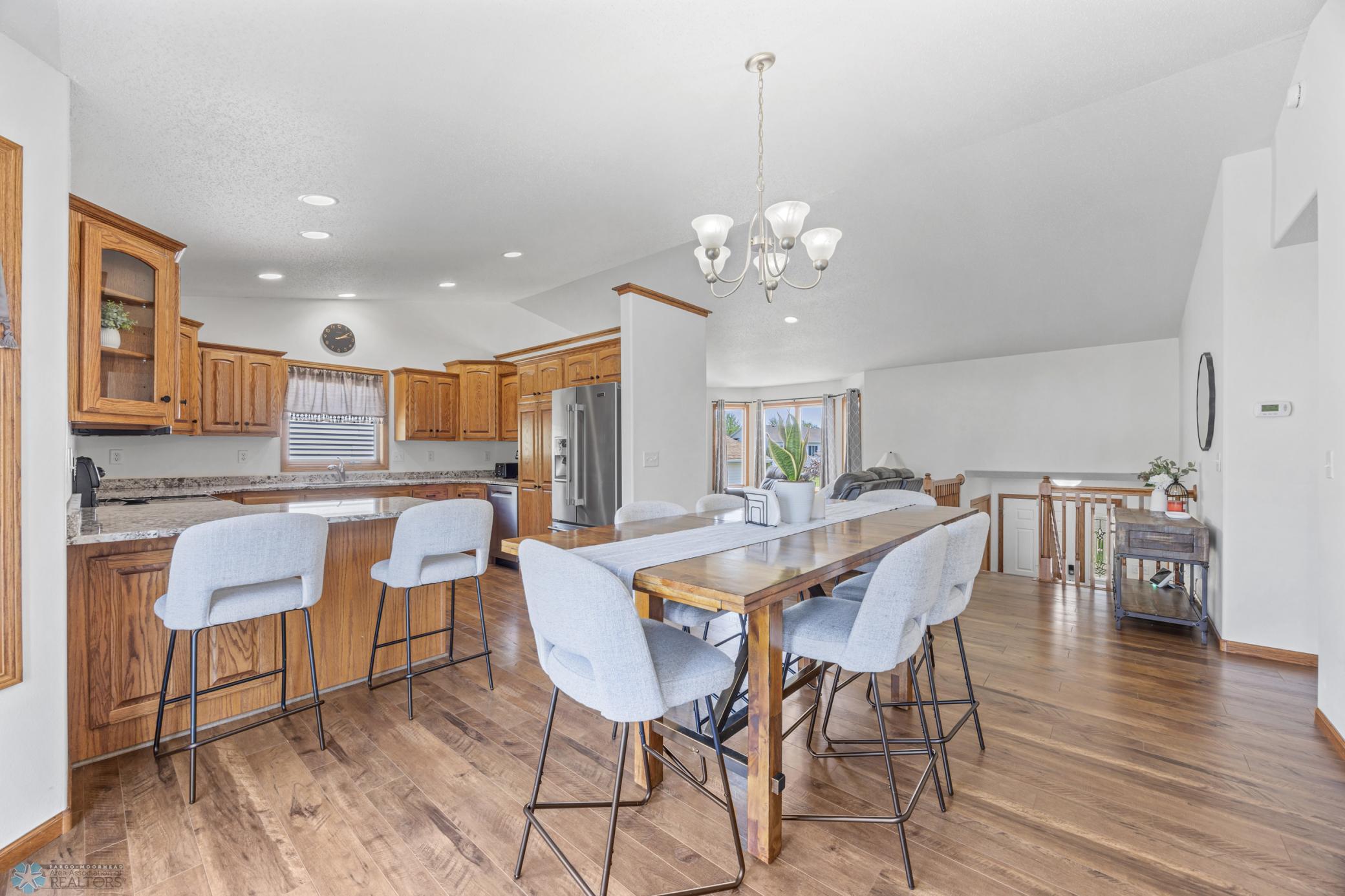 Dining/Kitchen
