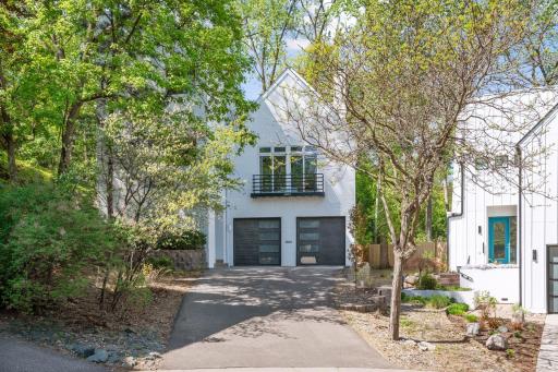 1604 Northrop Lane, Minneapolis, MN 55403