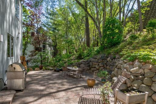 1604 Northrop Lane, Minneapolis, MN 55403