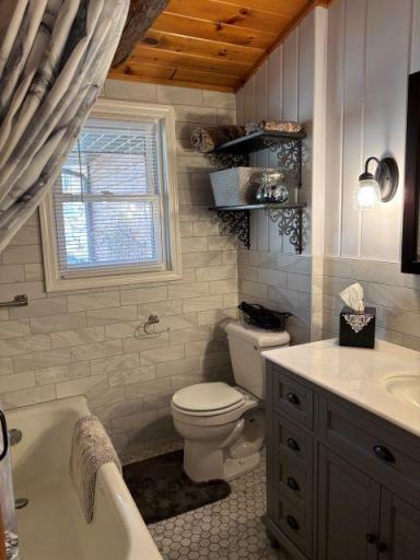 10119 E Island Lake Road, Solon Springs, WI 54873