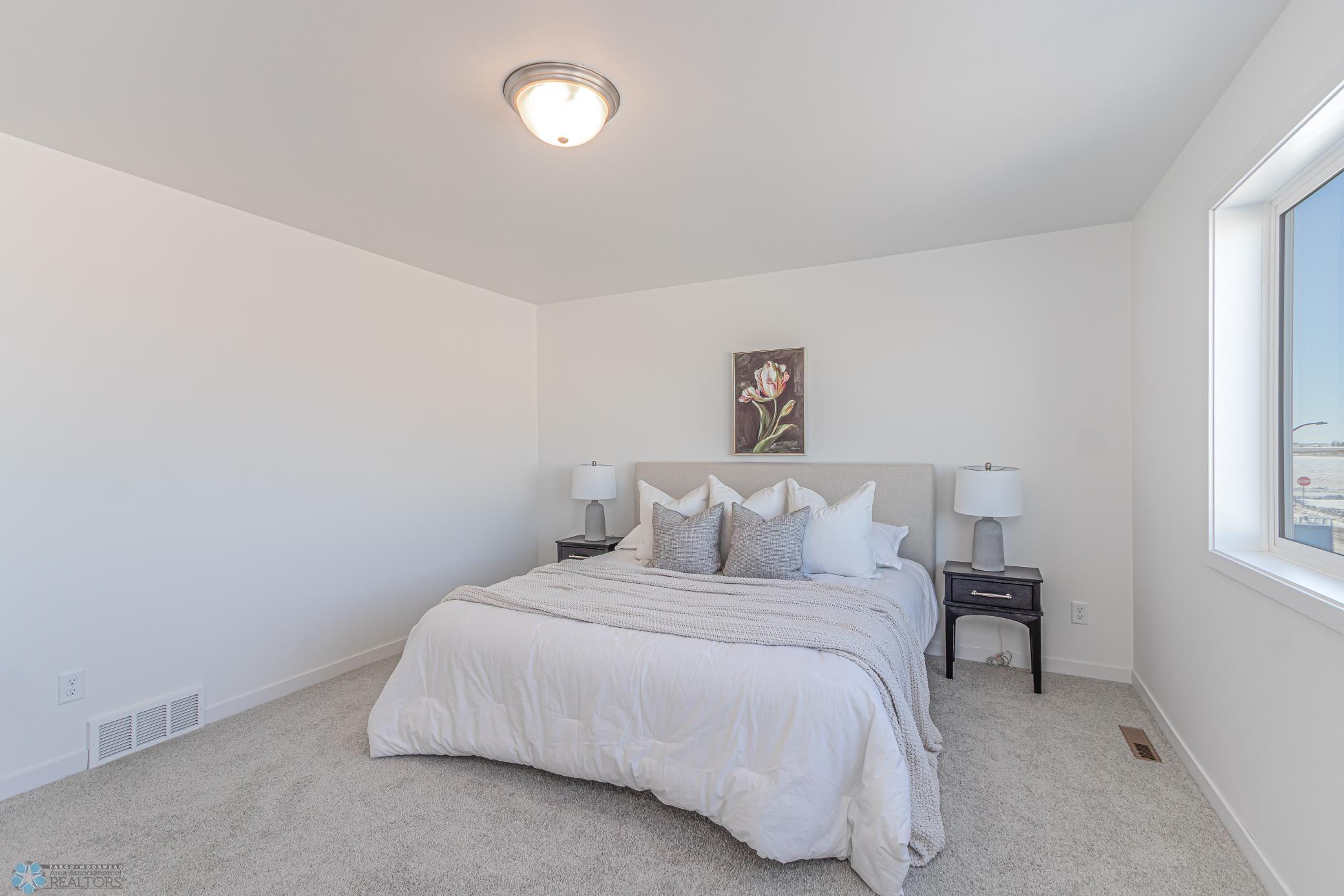 6668 Belding Drive S, Fargo, ND-20.jpg