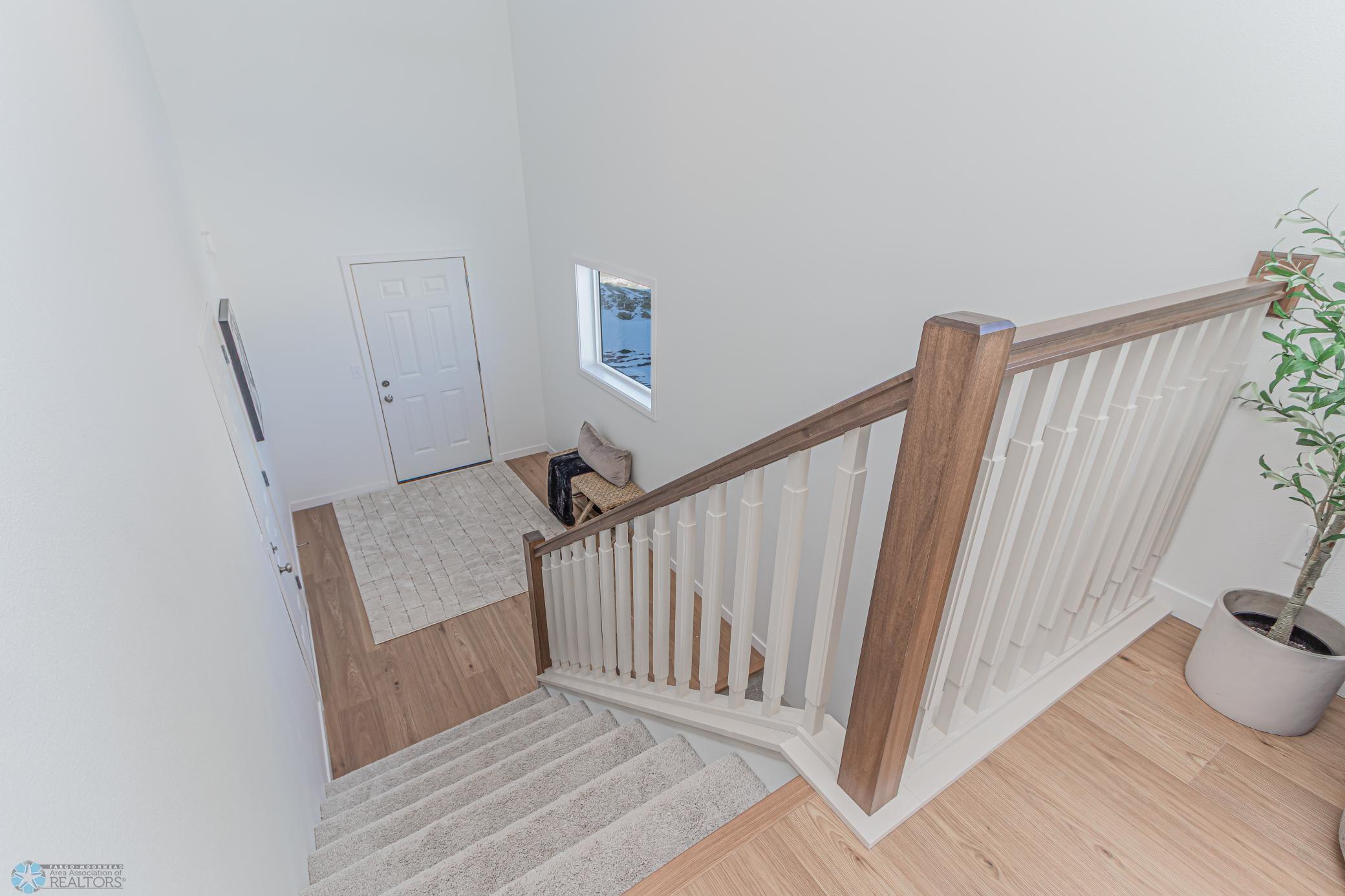 6668 Belding Drive S, Fargo, ND-2.jpg