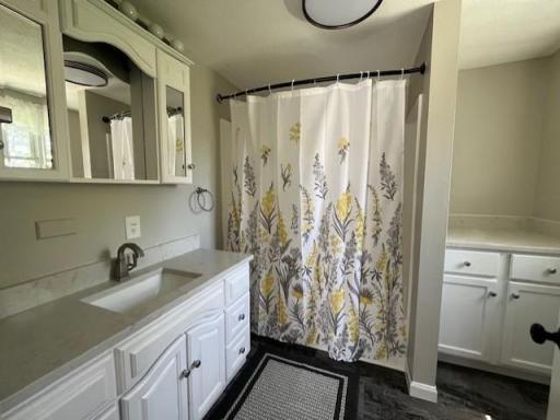 400 Main Street W, Morristown, MN 55052
