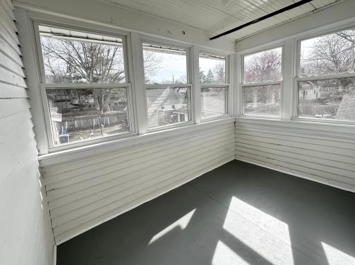 4047 Dupont Avenue N, Minneapolis, MN 55412