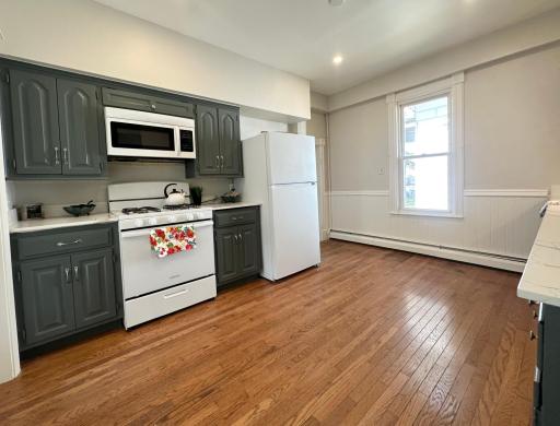 4047 Dupont Avenue N, Minneapolis, MN 55412