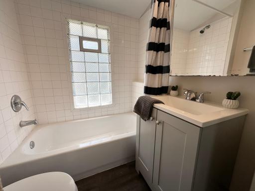 4047 Dupont Avenue N, Minneapolis, MN 55412