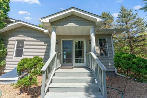 1823 313th Avenue NE, Cambridge, MN 55008