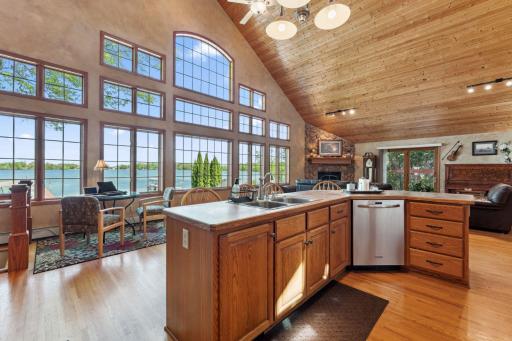 1823 313th Avenue NE, Cambridge, MN 55008