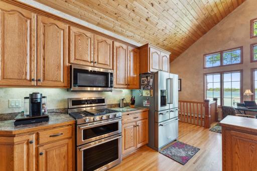 1823 313th Avenue NE, Cambridge, MN 55008