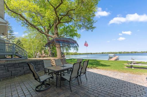 1823 313th Avenue NE, Cambridge, MN 55008