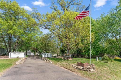 1823 313th Avenue NE, Cambridge, MN 55008