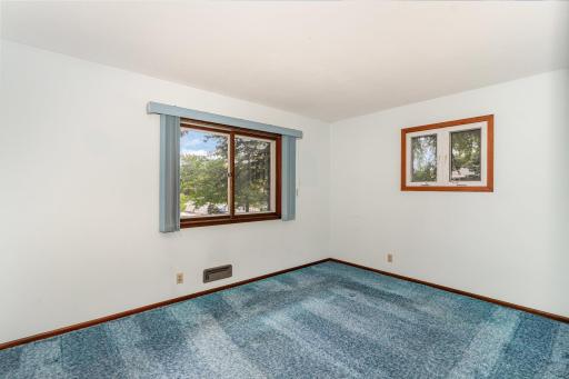 921 Beacon Lane, Saint Paul, MN 55124
