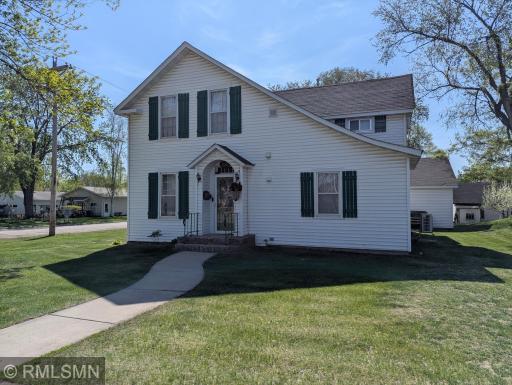 532 Main Street S, Sauk Centre, MN 56378