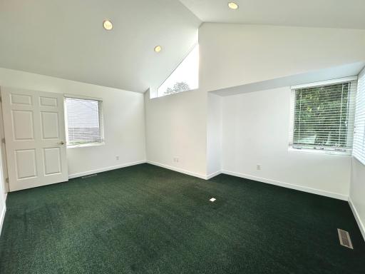 1976 Bay Street, Worthington, MN 56187