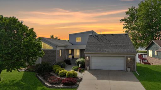 1976 Bay Street, Worthington, MN 56187