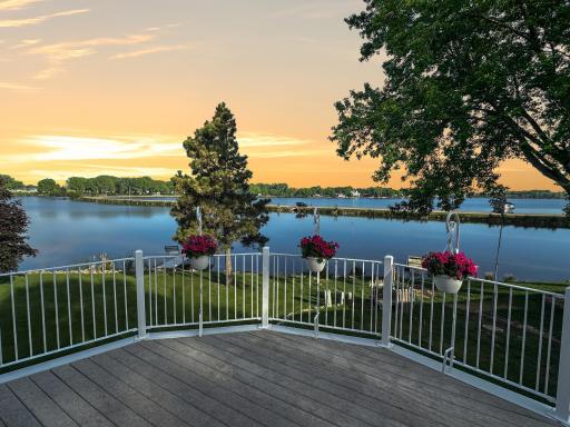 1976 Bay Street, Worthington, MN 56187