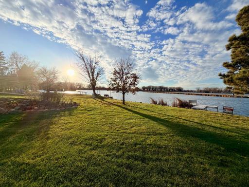 1976 Bay Street, Worthington, MN 56187