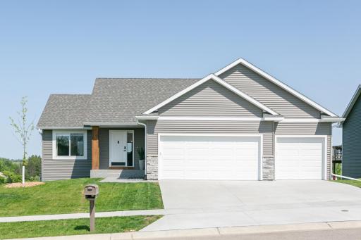 158 Brookestone Drive SE, Rochester, MN 55904