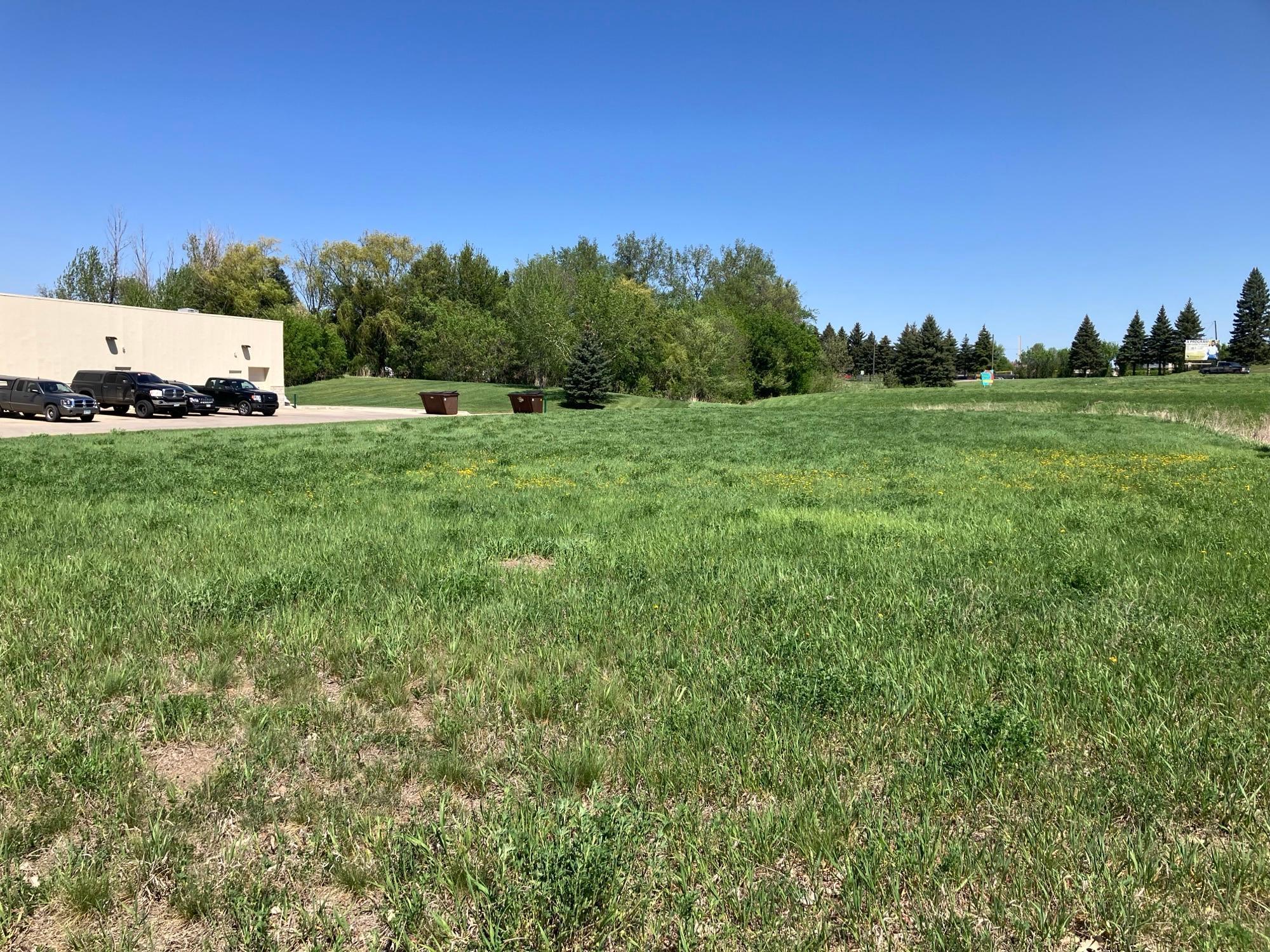 1400 Lincoln photo 4.jpeg