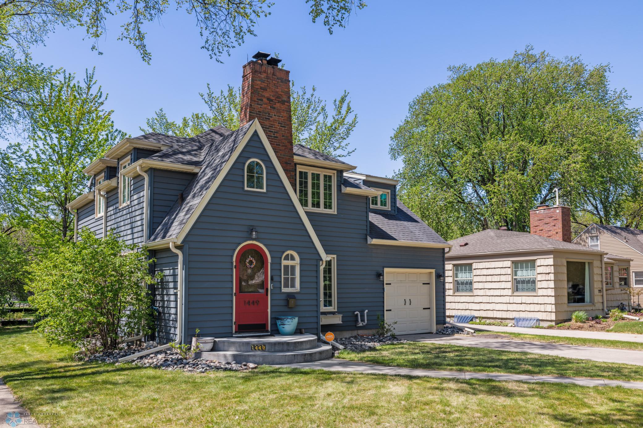 Amdak__1449 10th St S Fargo ND_0001.jpg