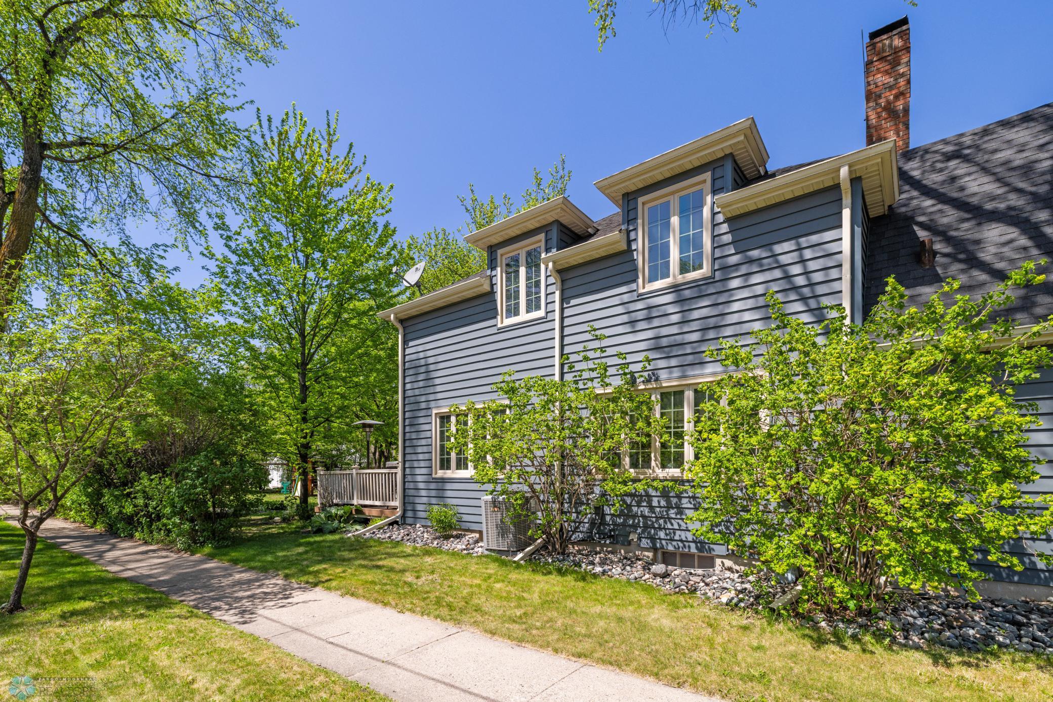 Amdak__1449 10th St S Fargo ND_0008.jpg