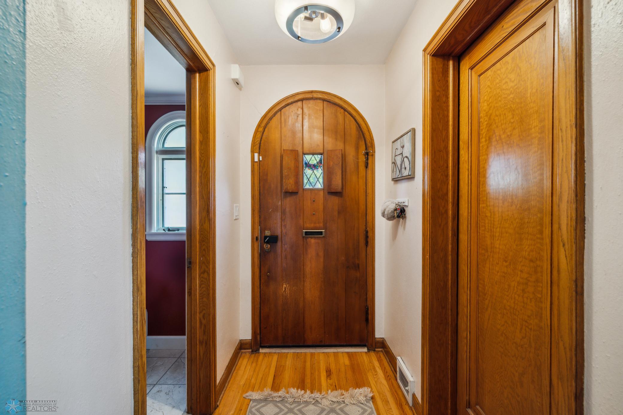 Amdak__1449 10th St S Fargo ND_0009.jpg