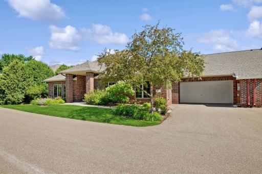 217 W Canyon Drive, Hudson, WI 54016
