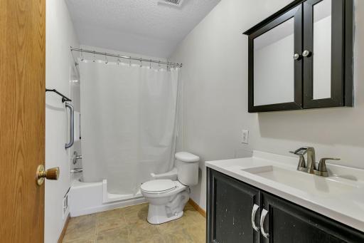 1030 31st Avenue N, Saint Cloud, MN 56303